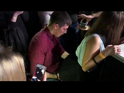 ❤️ Kugonana kwenikweni mu kalabu yausiku yaku Russia. Mtsikana wazaka 18 waku Russia ku anus ndi nyini adathamangitsidwa mu kalabu yausiku ☑  pa ny.porn-list.ru  ❌️❤